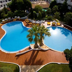 https://club-marthas.balearic-islands.net